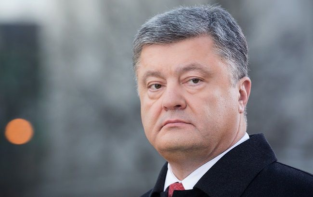 Меньше 2% украинцев доверяют президенту Порошенко - опрос