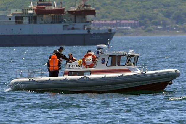 Пассажиры перевернувшегося на Камчатке катера пропали без вести