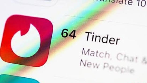 Мужчина познакомился в Tinder с женщиной и попытался соблазнить ее 12-летню дочь