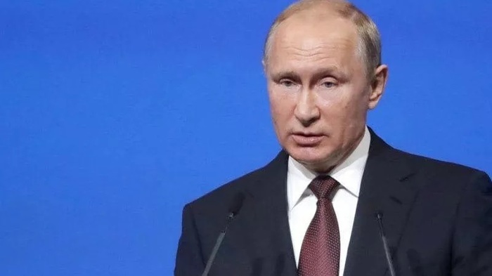 Владимир Путин на ПМЭФ-2021