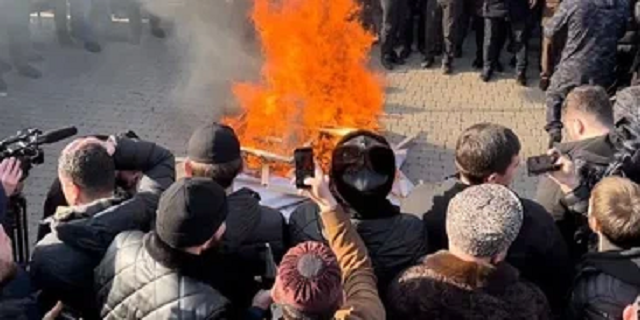 В Чечне не нашли организаторов митинга против Янгулбаевых, чтобы выписать им протокол