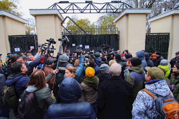 В Одессе вспыхнула массовая драка с полицией