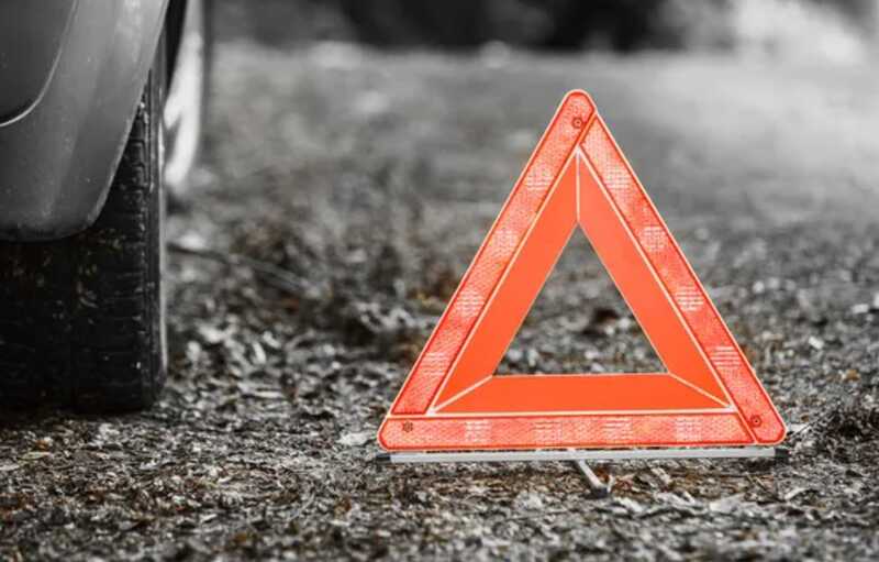 В Волгограде катафалк столкнулся с подземным переходом: есть погибшие