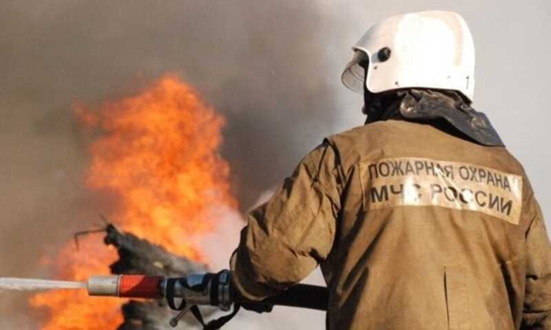 В результате обстрела в Суземке на заводе «Стрела» произошёл пожар