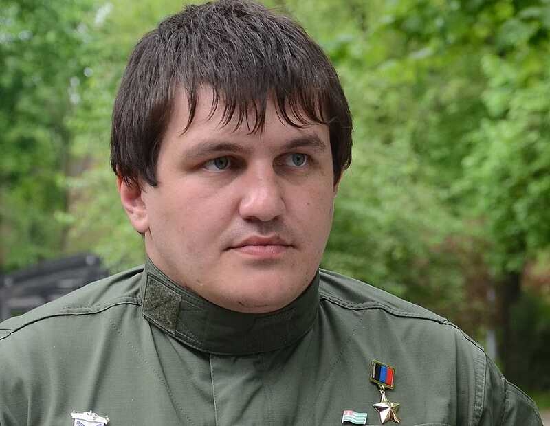 На параде рядом с Путиным увидели подозреваемых в военных преступлениях