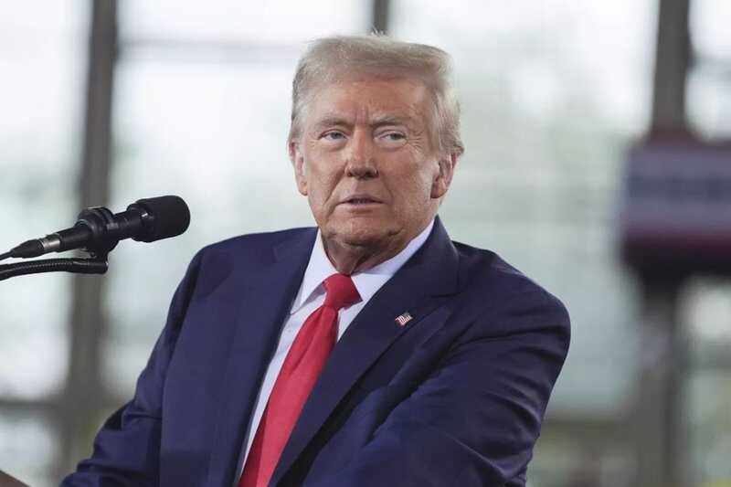 Суд приостановил действие тарифов Трампа, обвинив президента США в превышении полномочий