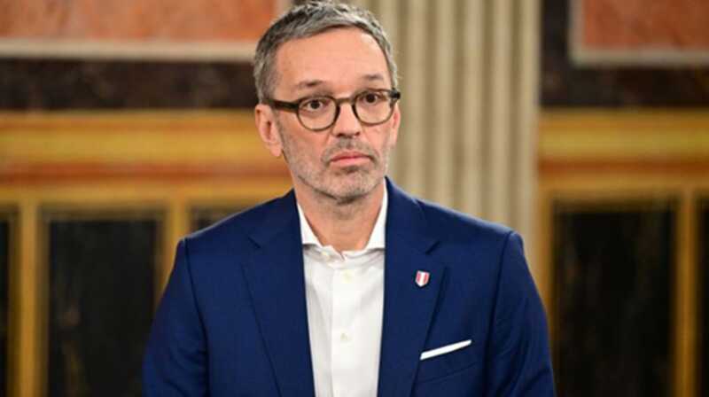 Лидер правой партии в Австрии выразил недовольство визитом Зеленского