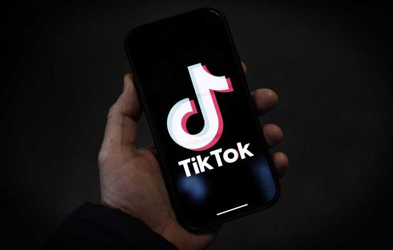 Пользователи TikTok подбирают одежду на случай Третьей мировой войны