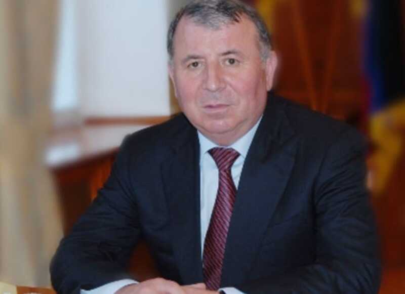 Установлена причина обысков у государственного секретаря Дагестана