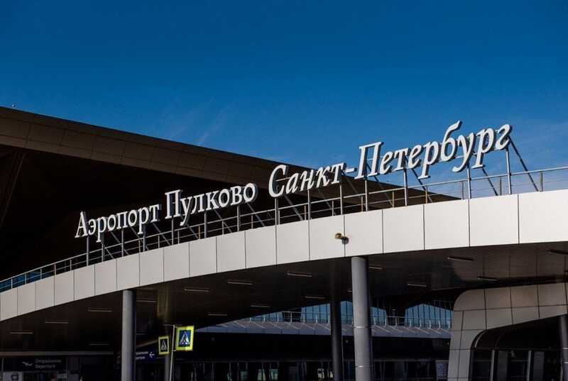 В Пулково тысячи пассажиров не могут покинуть аэропорт из-за опасности, вызванной дронами
