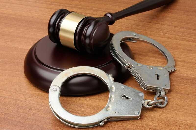 Суд в Австралии рассматривает дело об убийстве с применением смертельных грибов