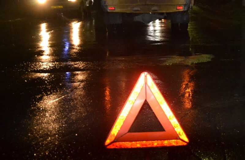 В Краснодарском крае легковой автомобиль врезался в мотоцикл: имеются погибшие