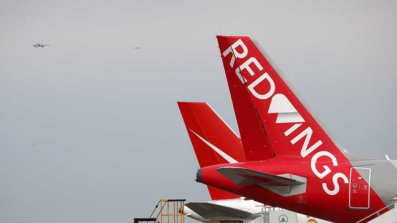 Пассажиры Red Wings в Тбилиси ожидают вылета почти сутки без предоставленного жилья и с ограниченной едой