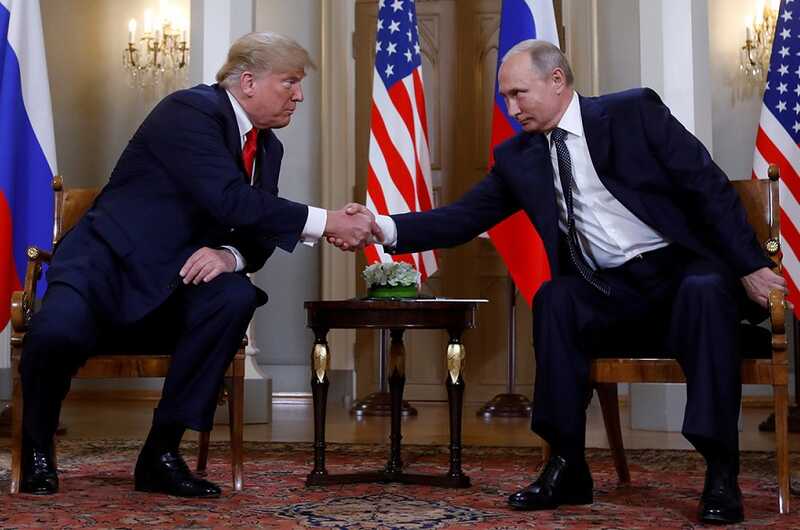 Резиденция президента официально подтвердила время переговоров Трампа и Путина