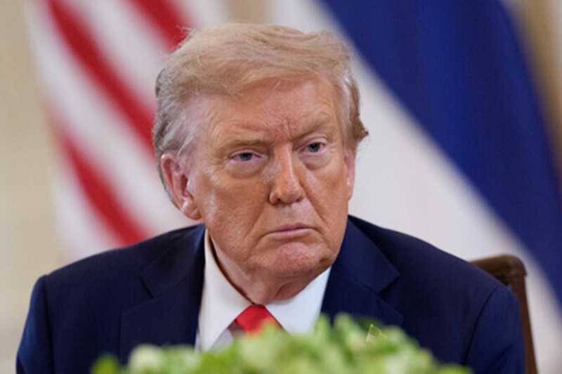 Трамп предложил Зеленскому и Путину самим достичь договорённости о прекращении конфликта