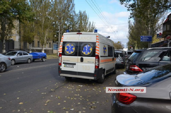 В Николаеве зерноторговец Мирзоян напал на женщину-следователя и сломал ей палец