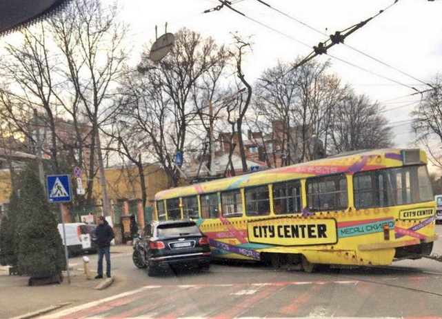  kdidrqirtiktglv