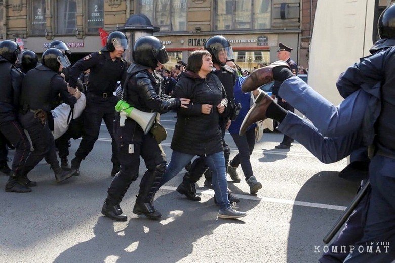 Задержание митингующих