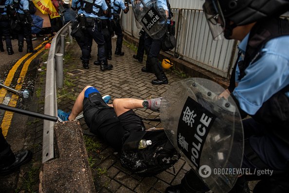 ÐÑÐ¾ÑÐµÑÑÑ Ð² ÐÐ¾Ð½ÐºÐ¾Ð½Ð³Ðµ