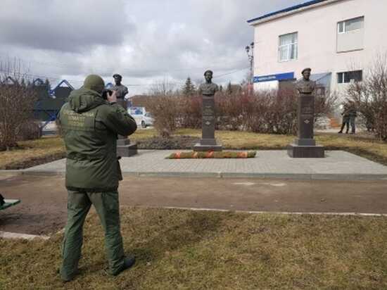 Под Псковом осквернили памятник десантникам 6-й роты